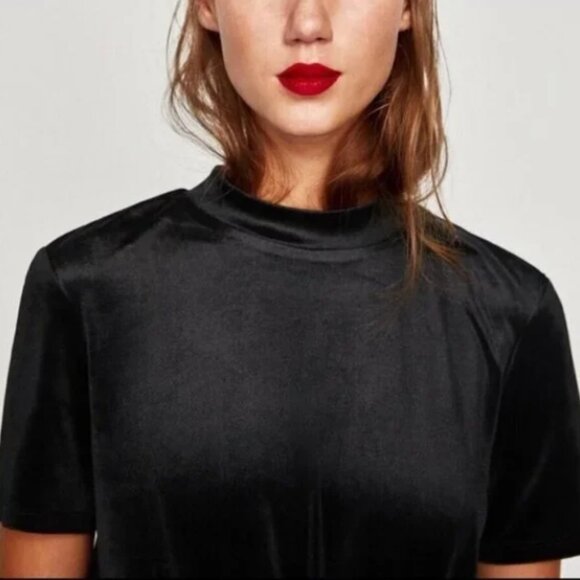 ZARA Black Velvet Mock Neck Short Sleeve T-Shirt – Size S – NWOT - Picture 1 of 1